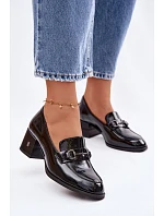 Kožené lakované dámské lodičky na podpatku Vinceza 18116 Černé