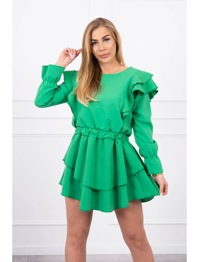 Šaty so zvislými volánmi svetlo zelené