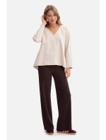 B304 Pletený sveter s výstrihom do V - pieskový