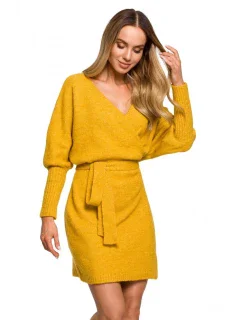 M631 Zavinovacie svetrové šaty s viazaním - medové