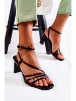 Klasyczne Lakierowane Sandały Na Obcasie Czarne Milani