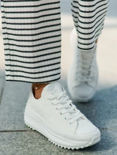 Lee Cooper Dámske vyšívané tenisky na platforme LCW-25-31-3465L White