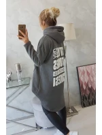 Zateplená mikina s dlhým chrbtom a kapucňou v grafitovej farbe Zateplená mikina s dlhým chrbtom a kapucňou v grafitovej farbe