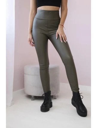 Zateplené nohavice z ekokože v khaki farbe