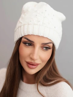Dámska zimná čiapka s vlnou a ozdobným pletením s perlami K470 ecru