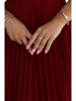 311-15 LILA Plisované šaty s krátkymi rukávmi a opaskom - Bordeaux 311-15 LILA Plisované šaty s krátkymi rukávmi a opaskom - Bordeaux