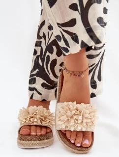 Klapki Damskie Na Platformie Z Ozdobnymi Kwiatkami Beżowe Tessara