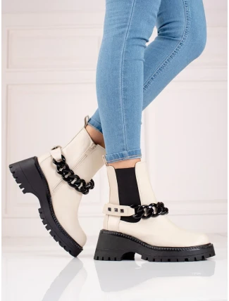 Jedinečné hnedé dámske členkové topánky s plochým podpätkom Jedinečné hnedé dámske členkové topánky s plochým podpätkom