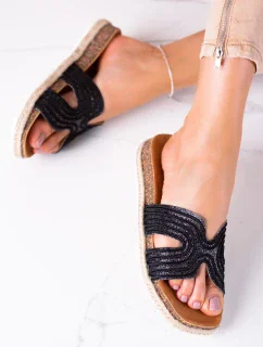 Štýlové nazúvaky čierne dámske bez podpätku