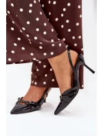 Lodičky s ihlovým podpätkom model 216020 Krok vo veľkom štýle