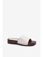 Dámské nazouváky s přezkami bílé Terissa