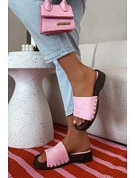 Ženské pantofle s zlatými sponami Růžové Ferinna