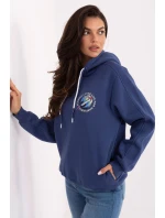 Model mikiny s kapucňou 218207 Podúroveň