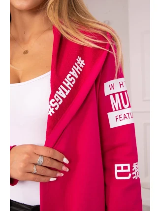 Fuchsiový plášť s nápismi Fuchsiový plášť s nápismi