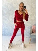 Velúrová súprava s nápisom Queen red