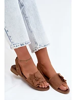 Kožené semišové sandály na nízkém podpatku s ozdobným květem Zazoo 407471 hnědé