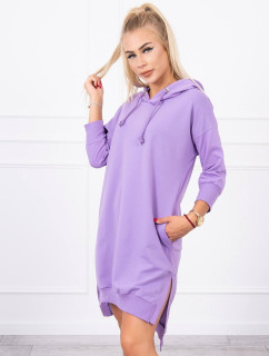 Šaty s kapucňou a dlhším zadným dielom fialové