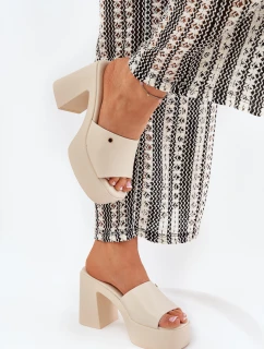 Damskie Klapki Z Eko Skóry Na Słupku I Platformie Jasnobeżowe Tamirella