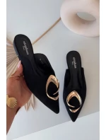 Dámske papuče Mule s ozdobnými zlatými detailmi Black Galvella Dámske papuče Mule s ozdobnými zlatými detailmi Black Galvella