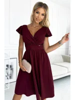 425-4 MATILDE Šaty s výstrihom a krátkymi rukávmi - Bordeaux 425-4 MATILDE Šaty s výstrihom a krátkymi rukávmi - Bordeaux