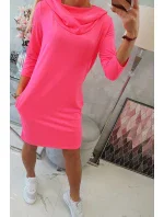 Šaty s kapucňou a vreckami ružová neónová