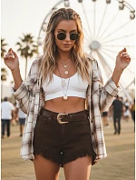 Dámske džínsové šortky s strapcami hnedé FashionStreet UY0514