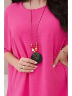 Nadrozmerná blúzka s príveskom ružovej farby