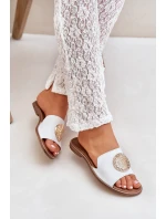 Skórzane Klapki Z Ozdobą Na Płaskim Obcasie Zazoo 3047/O Białe