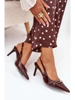 Lakierowane Czółenka Na Szpilce Ze Złotą Klamrą Czekoladowe Vivae