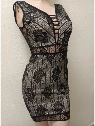 Dámske krajkové šaty Y8751 čierno-biele - Emamoda Dámske krajkové šaty Y8751 čierno-biele - Emamoda