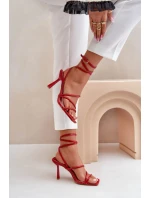 Sandále na podpätku model 203590 Vykročte štýlovo