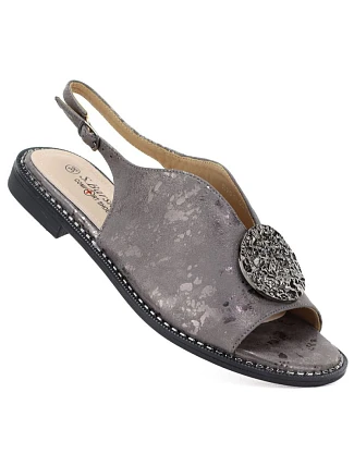 Dámske ploché sandále s cínovým zdobením S.Barski 61-6035