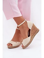 Dámske sandále na platforme s úpletom Wrangler 20261086.06V light beige Dámske sandále na platforme s úpletom Wrangler 20261086.06V light beige