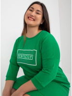 Zelené bavlnené šaty vo väčšej veľkosti so sloganom