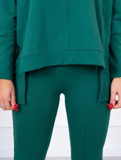 Súprava so zelenou blúzkou nadmernej veľkosti