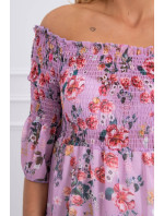 Šaty na ramená s kvetinovým vzorom vo fialovej farbe