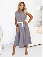 596-5 Elegantná midi košeľa so zlatými gombíkmi a opaskom - sivá 596-5 Elegantná midi košeľa so zlatými gombíkmi a opaskom - sivá