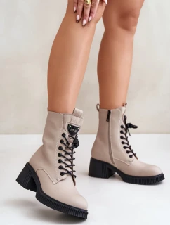 Topánky na podpätku model 201012 Krok vo veľkom štýle