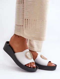 Model topánok na klinoch 198478 Krok v štýle