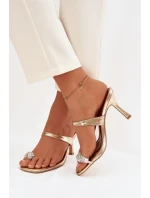 Dámské lodičky na podpatku s ozdobným detailem Zlaté Lorissa