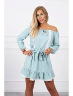 Šaty s odhalenými ramenami a čipkou tmavo mätovej farby Šaty s odhalenými ramenami a čipkou tmavo mätovej farby