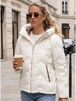 Dámska prešívaná bunda s kapucňou v farbe ecru, FashionStreet TY5942 Dámska prešívaná bunda s kapucňou v farbe ecru, FashionStreet TY5942