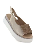 Dámske sandále na hrubej zlatej platforme Potocki SZ12590