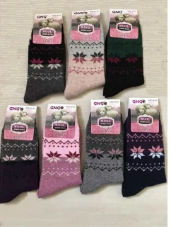 WiK GNG 002 Dámske ponožky Angora 317 35-42