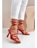 Sandále na podpätku model 203590 Vykročte štýlovo