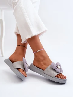 Klapki Damskie Z Ozdobą Na Niskiej Platformie Szare Cedrella