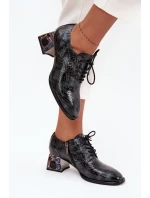 Skórzane Lakierowane Półbuty Damskie Na Obcasie Z Kryształkami Artiker 57C0072 Szare