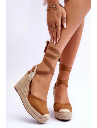 Wiązane Sandały Na Wysokim Koturnie Camel Lendy