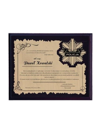 Plastový diplom s laminátovým gravírovaním Plastový diplom s laminátovým gravírovaním