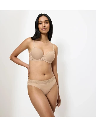 FEEL OF MODAL - String Brazilian - hodvábny modal s čipkou Triumph FEEL OF MODAL - String Brazilian - hodvábny modal s čipkou Triumph